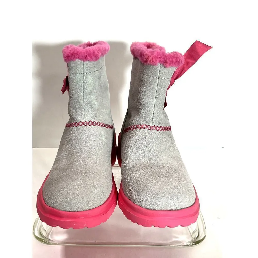 UGG Girls Knotty Boots Size 4 Youth Gray Suede Pink‎ Shearing Bow I heart